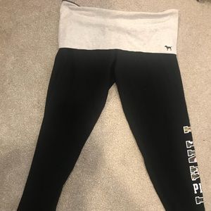 Victories secrete pink cropped yoga leggings